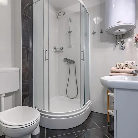 Zrinka.2 Apartment *