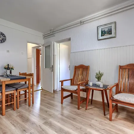 Apartament Zrinka-2 By Interhome *