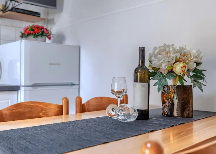 Zrinka-2 By Interhome