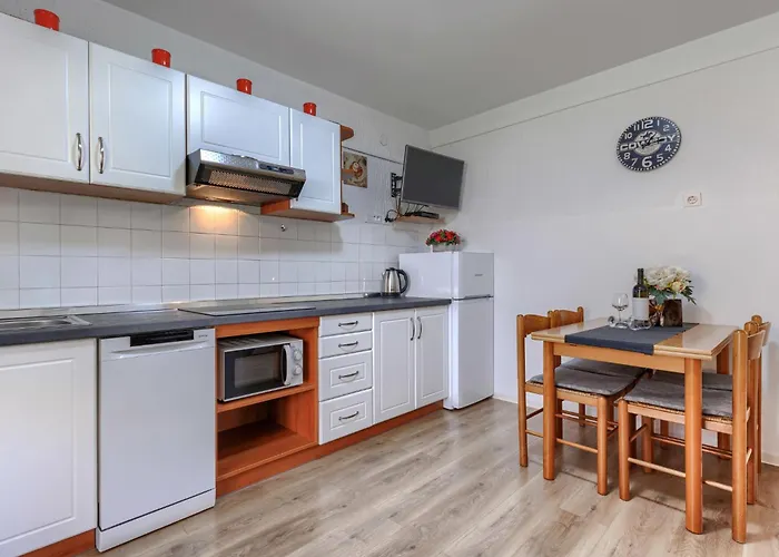 Lejlighed Zrinka-2 By Interhome